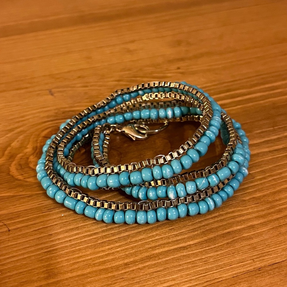 Turquoise color beaded wrap bracelet with gold edging and clasp 21” - Picture 2 of 9